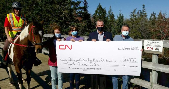 From Left to Right: Jacqui Tupper (on horseback), Sue Douglas & Denise Hicks (Co-Chairs SMBARTA), Al Abraham (CN Stronger Communities Fund) and Rick Muzyk (Vice-Chair SMBARTA)